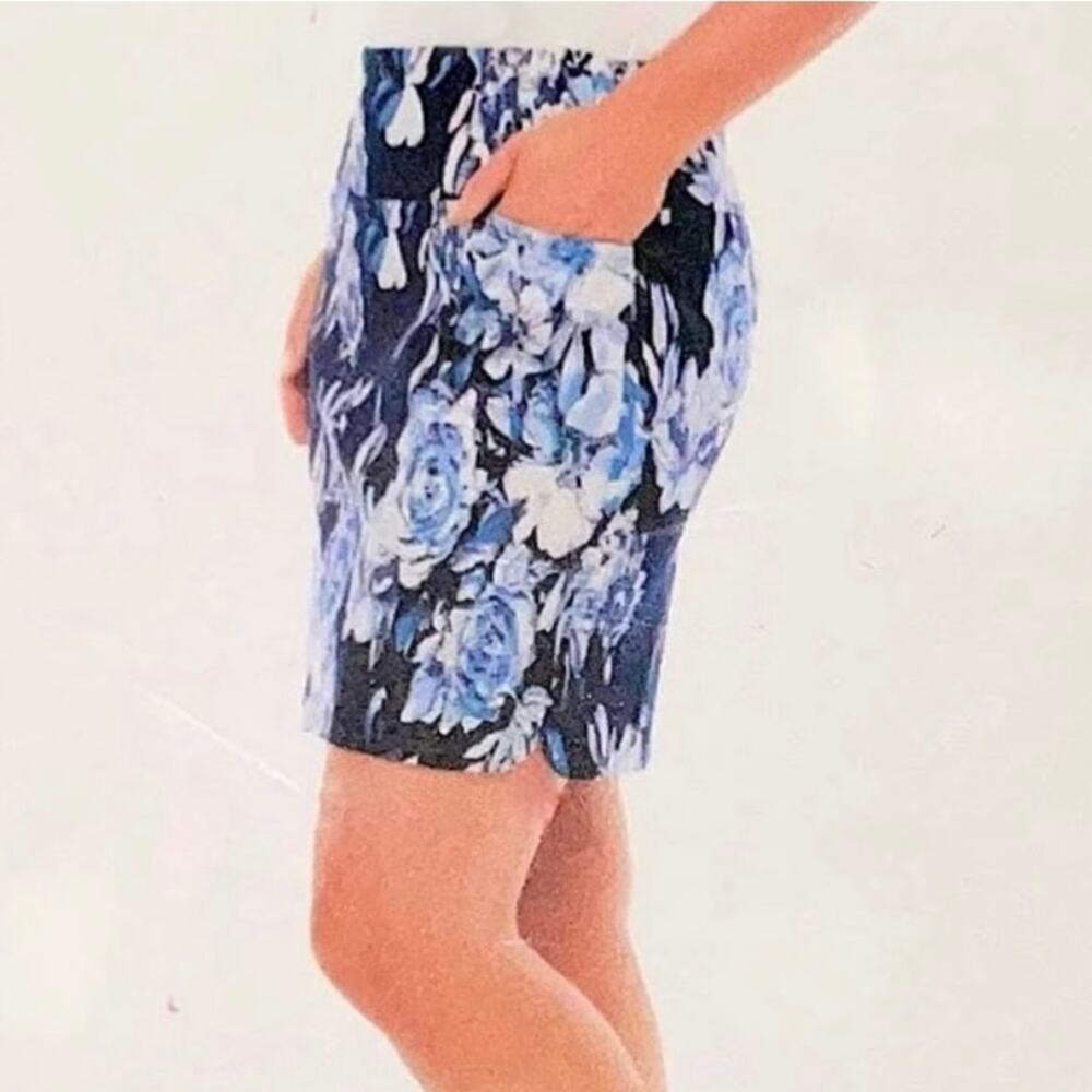 S.C. & Co Skort‎ Size M Blue Floral 360 Tummy Control Pull On Stretch Pockets - Picture 3 of 13